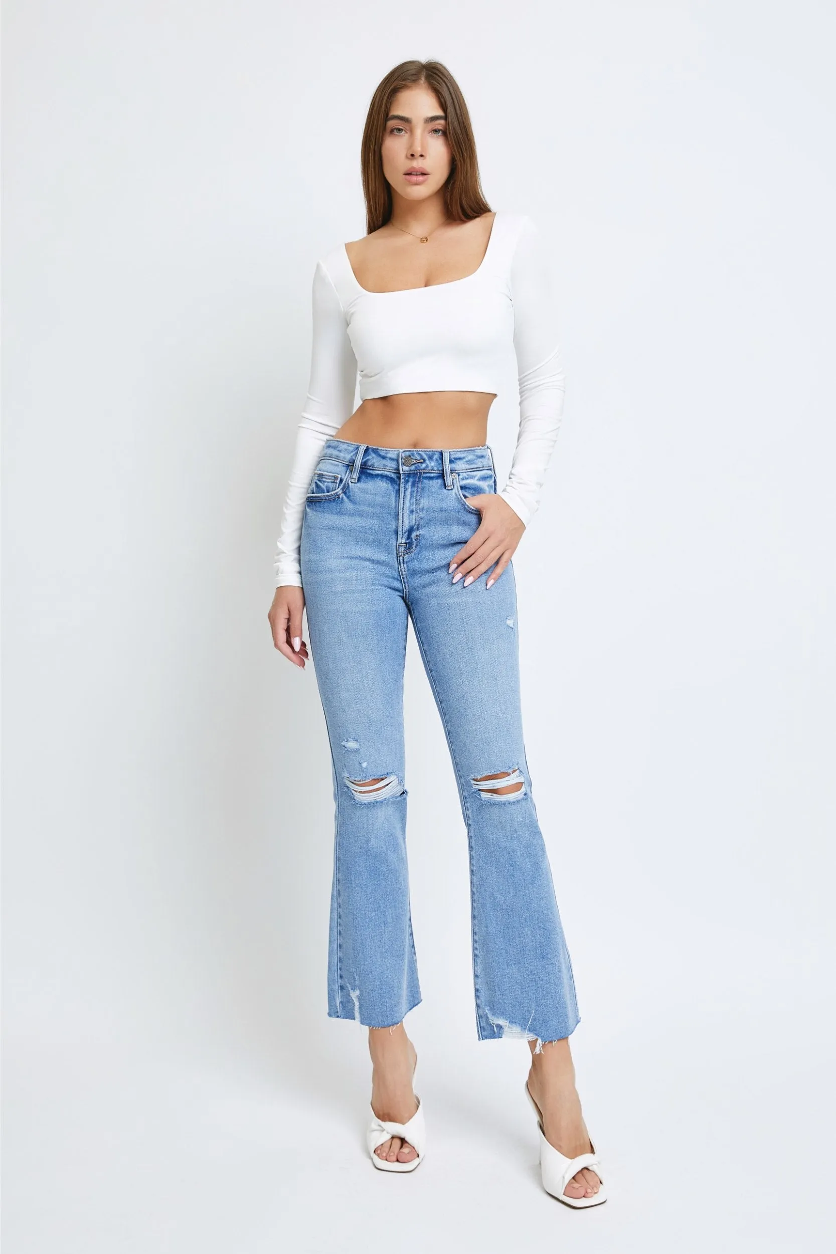 [HAPPI] LIGHT WASH DISTRESSED CLEAN CUT CROPPED FLARE