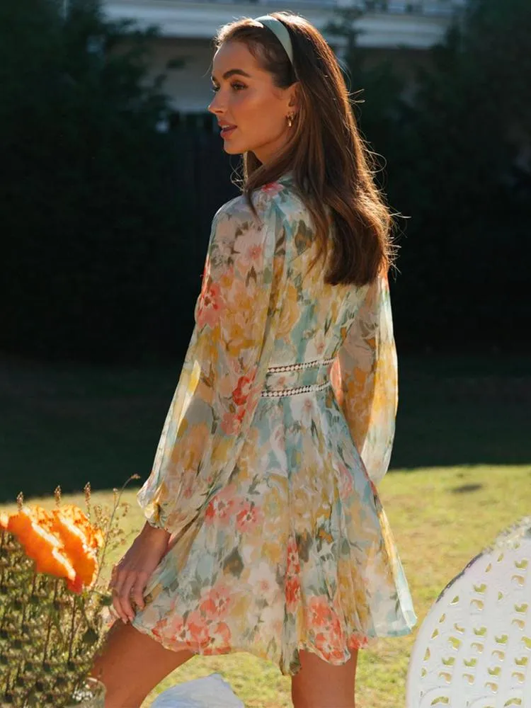 Sadine Mini-robe imprimée avec décolleté en V et dentelle