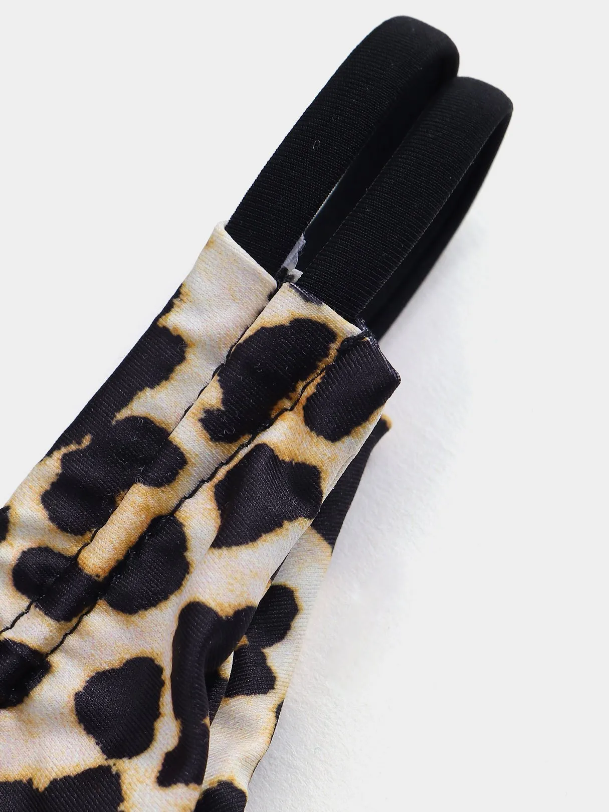 Wholesale Off The Shoulder Short Sleeve Leopard Bikini Swimwear